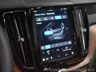 Volvo Ostatní modely XC60 2,0 T6 AWD Ultra Dark  Pl 2025