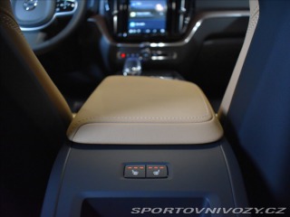 Volvo Ostatní modely XC60 2,0 T6 AWD Ultra Dark  Pl 2025