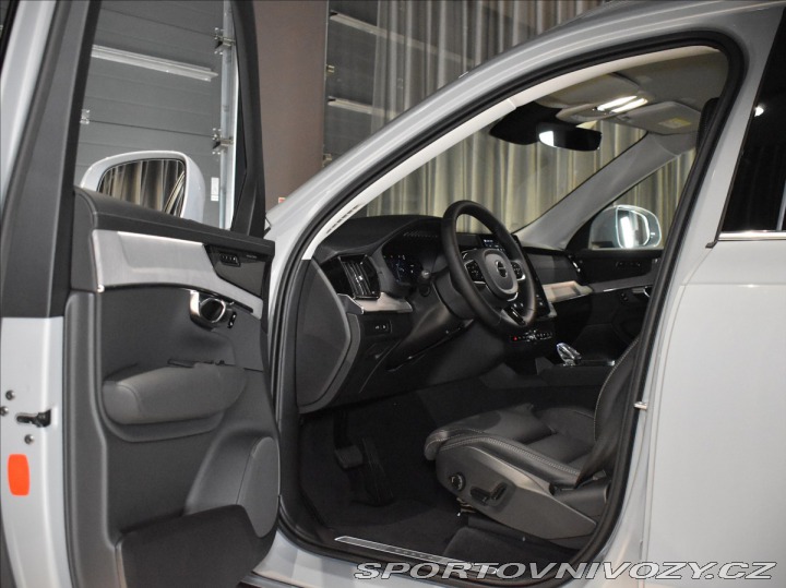 Volvo Ostatní modely XC90 2,0 T8 AWD Plus Bright P 2025