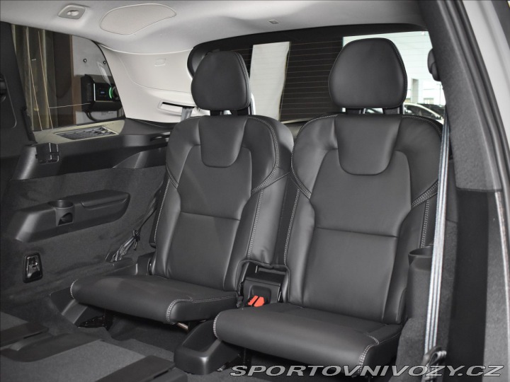 Volvo Ostatní modely XC90 2,0 T8 AWD Plus Bright P 2025