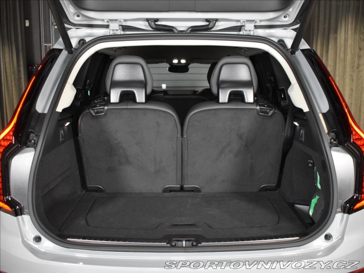 Volvo Ostatní modely XC90 2,0 T8 AWD Plus Bright P 2025