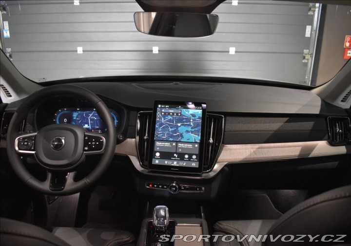 Volvo Ostatní modely XC90 2,0 T8 AWD Plus Bright P 2025