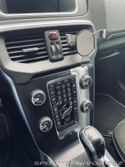 Volvo V40 2,0 R design 1800