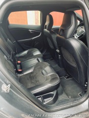Volvo V40 2,0 R design 1800