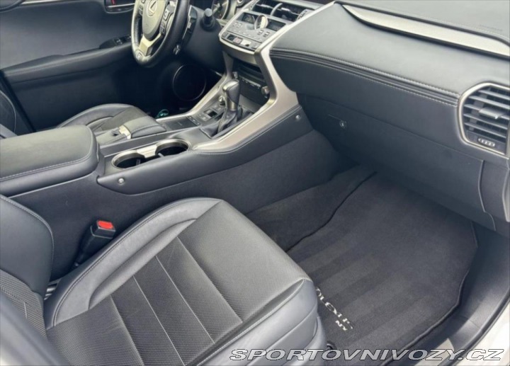 Lexus Ostatní modely NX 300h 2,5 114kW 2020
