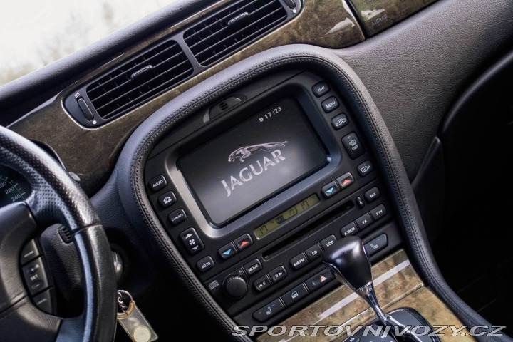 Jaguar S-Type 4.2 V8 Executive 2003