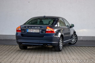 Volvo S80 D5 2.4L 158kW 2011