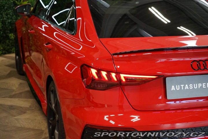 Audi RS3 Limo B&O Matrix Záruk 2024