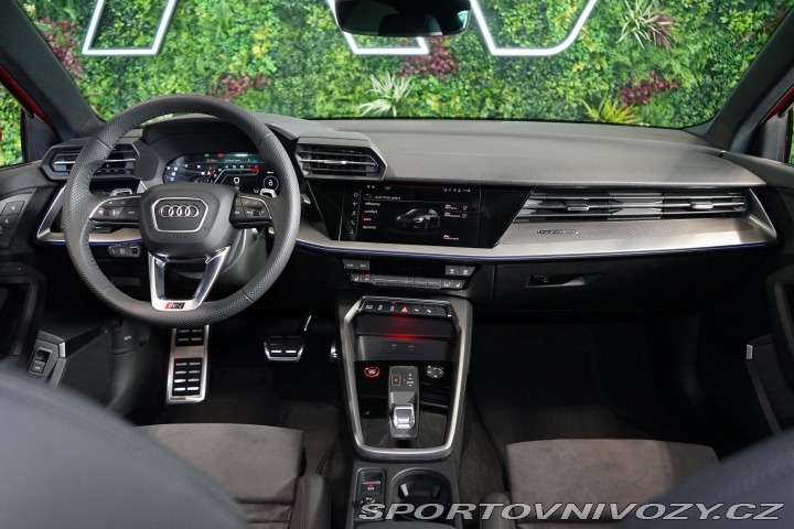 Audi RS3 Limo B&O Matrix Záruk 2024