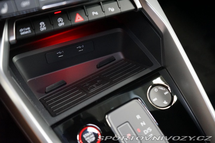 Audi RS3 Limo B&O Matrix Záruk 2024