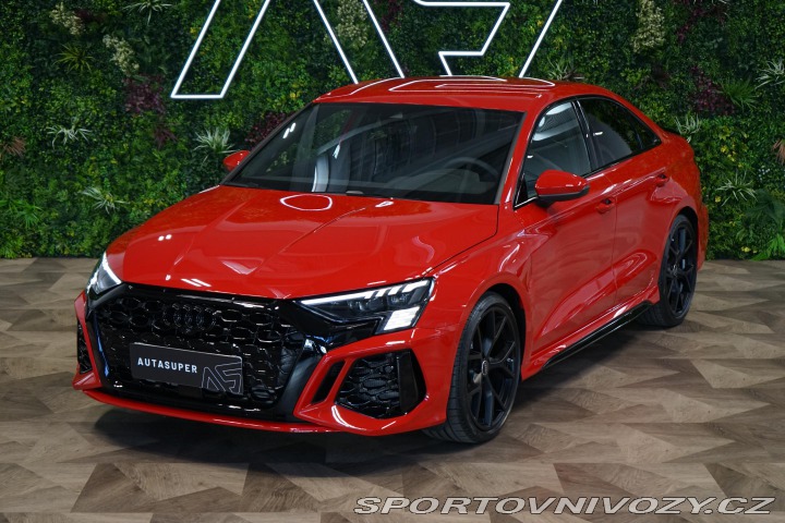 Audi RS3 Limo B&O Matrix Záruk 2024