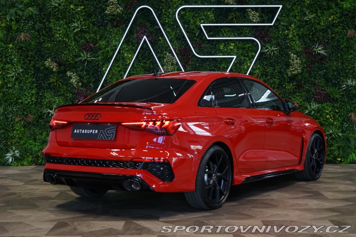 Audi RS3 Limo B&O Matrix Záruk 2024