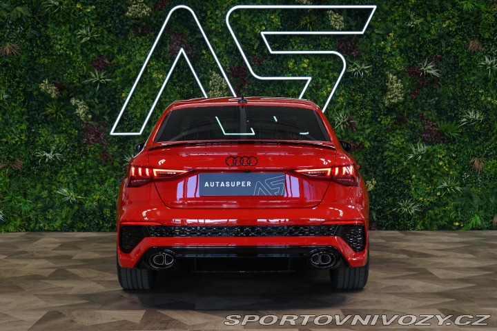 Audi RS3 Limo B&O Matrix Záruk 2024