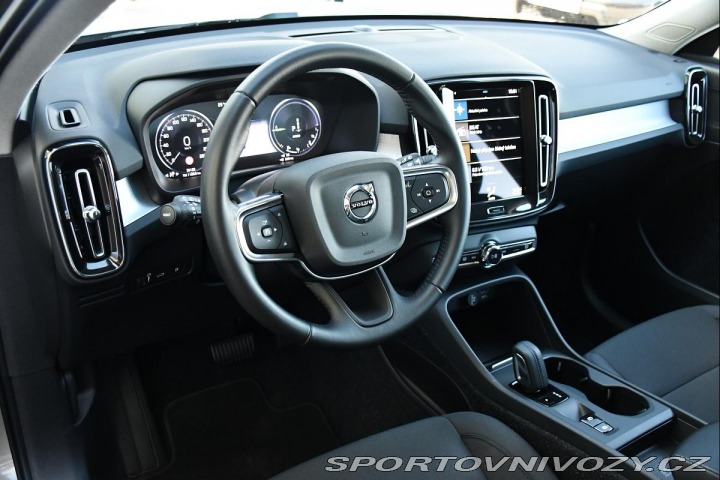 Volvo Ostatní modely XC40 T5 INSCRIPTION RECHARGE K 2021