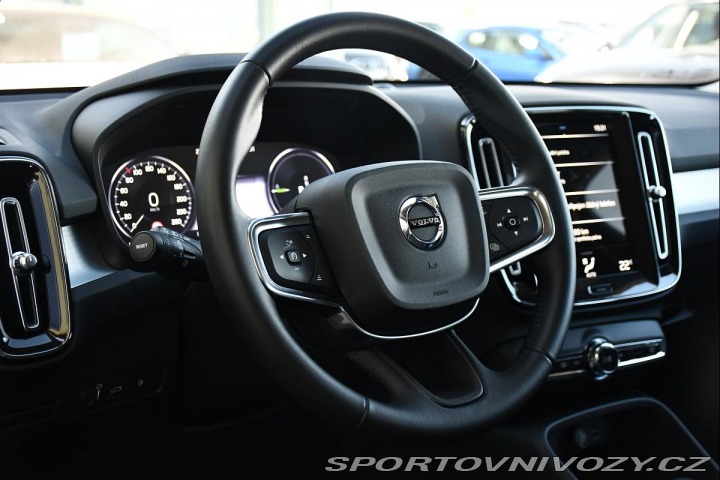 Volvo Ostatní modely XC40 T5 INSCRIPTION RECHARGE K 2021