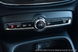 Volvo Ostatní modely XC40 T5 INSCRIPTION RECHARGE K 2021