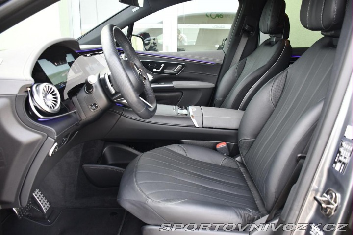 Mercedes-Benz Ostatní modely EQS 580 4M SUV REZERVACE 2024
