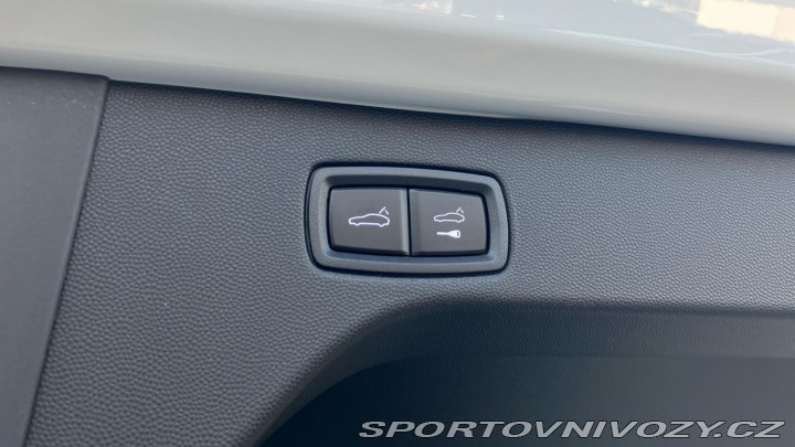 Porsche Macan 4S 2025