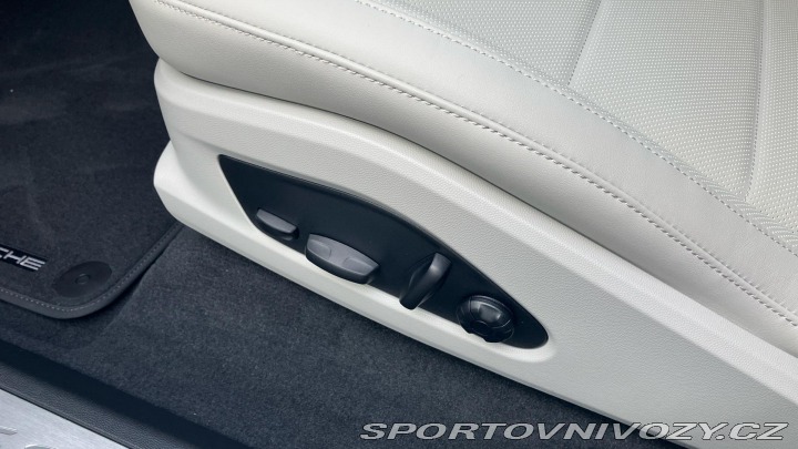Porsche Macan 4S 2025