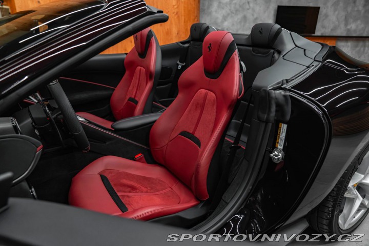 Ferrari Roma SPIDER, LED, 360 1800