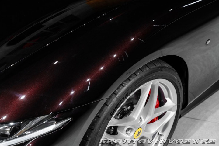 Ferrari Roma SPIDER, LED, 360 1800