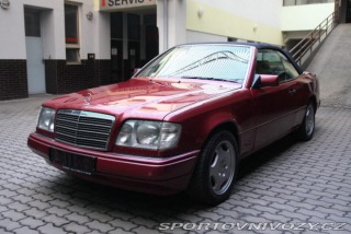 Mercedes-Benz Ostatní modely 124 300 CE-24V 1993