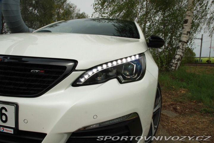 Peugeot 308 GT 2015