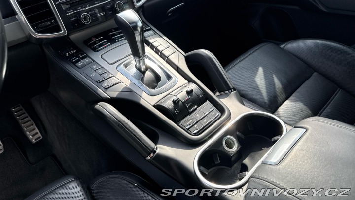 Porsche Cayenne Turbo 2010
