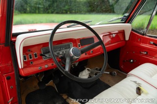 Ostatní značky Ostatní modely Jeep COMANDO 1976