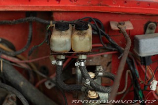 Ostatní značky Ostatní modely Jeep COMANDO 1976