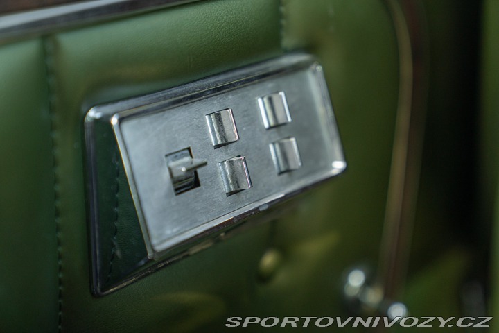 Ford Ostatní modely GRAN TORINO 4 DOOR 5.7 V8 BROUGHAM 1976