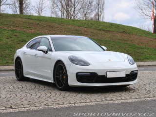 Porsche Panamera Turbo