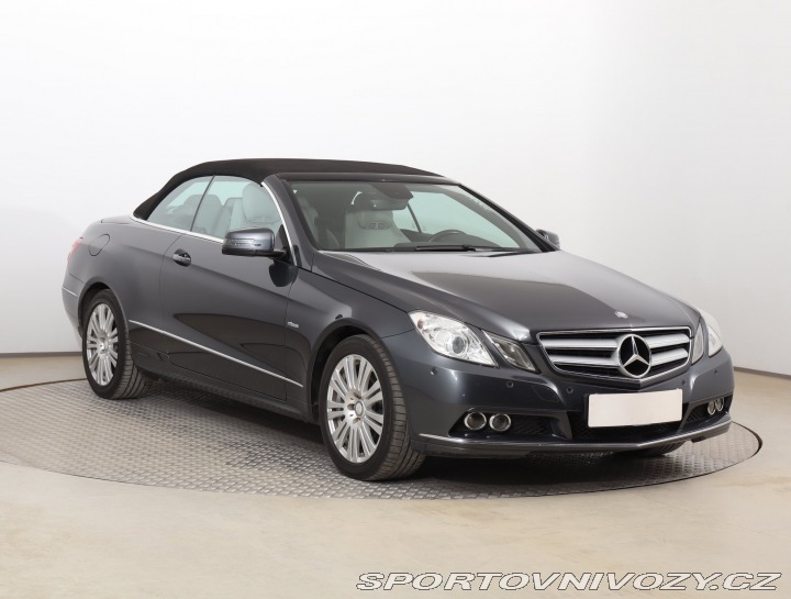 Mercedes-Benz E E 200 2010