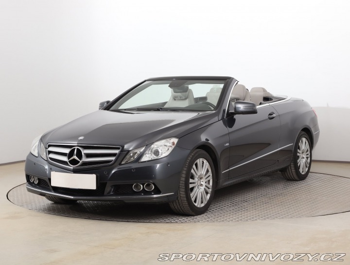Mercedes-Benz E E 200 2010