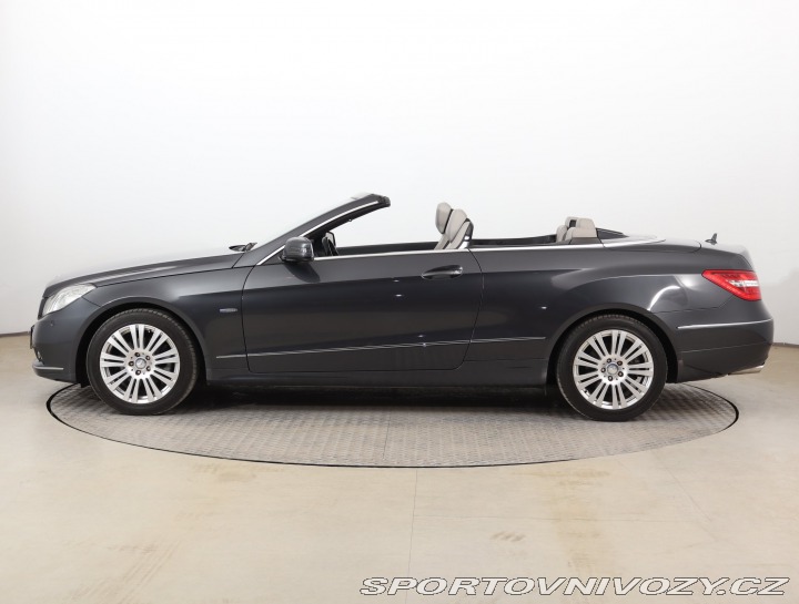 Mercedes-Benz E E 200 2010