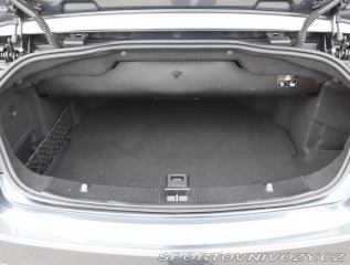 Mercedes-Benz E E 200 2010