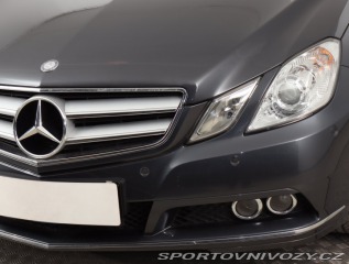 Mercedes-Benz E E 200 2010