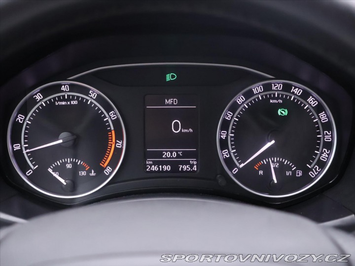 Škoda Octavia RS 2,0 TSI RS 147kW DSG Xeno 2010