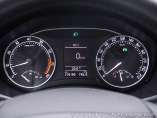 Škoda Octavia RS 2,0 TSI RS 147kW DSG Xeno 2010