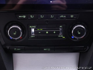 Škoda Octavia RS 2,0 TSI RS 147kW DSG Xeno 2010