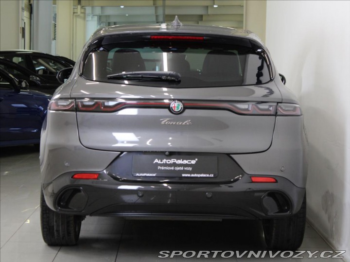 Alfa Romeo Tonale 1,5 T. e-Hybrid Akční CE 2023