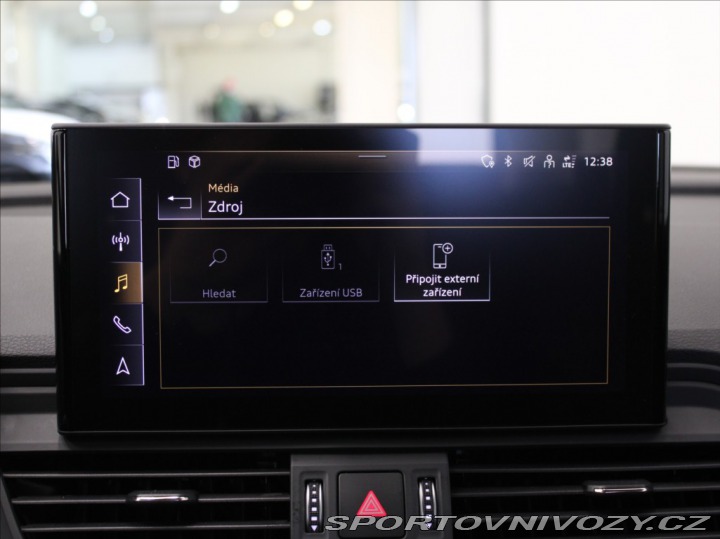 Audi Ostatní modely Q5 2,0 40TDi SB S-Line VZDUC 2021