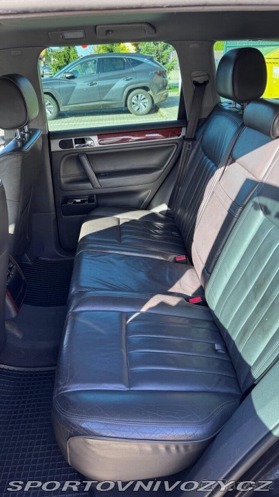 Volkswagen Ostatní modely Touareg 3,0 1800