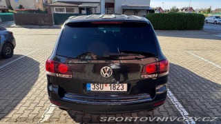 Volkswagen Ostatní modely Touareg 3,0 1800