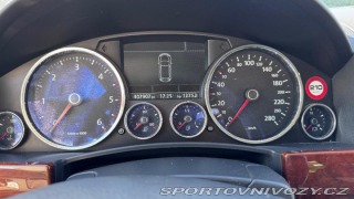 Volkswagen Ostatní modely Touareg 3,0 1800