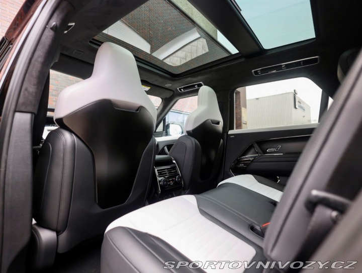 Ostatní značky Ostatní modely Land Rover Range Rover Sport SV Edition One 4,4 V8, 6 2024