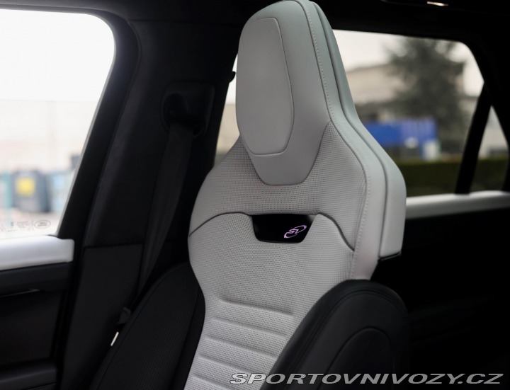 Ostatní značky Ostatní modely Land Rover Range Rover Sport SV Edition One 4,4 V8, 6 2024