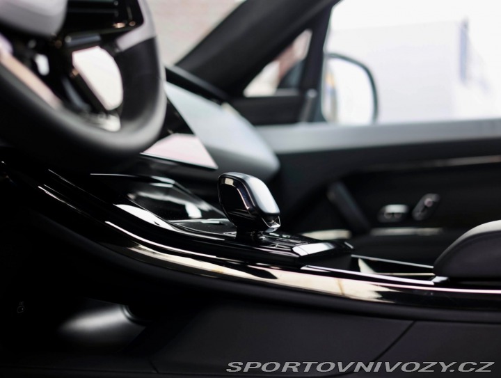 Ostatní značky Ostatní modely Land Rover Range Rover Sport SV Edition One 4,4 V8, 6 2024