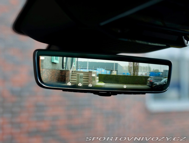 Ostatní značky Ostatní modely Land Rover Range Rover Sport SV Edition One 4,4 V8, 6 2024