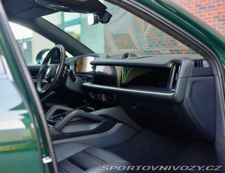 Porsche Cayenne Coupe 2.9 V6 E-Hybrid * 2025